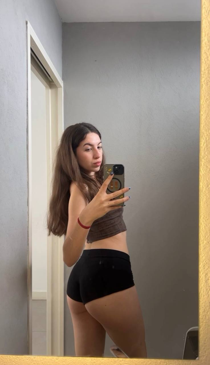 Amber in her underwear in Bern