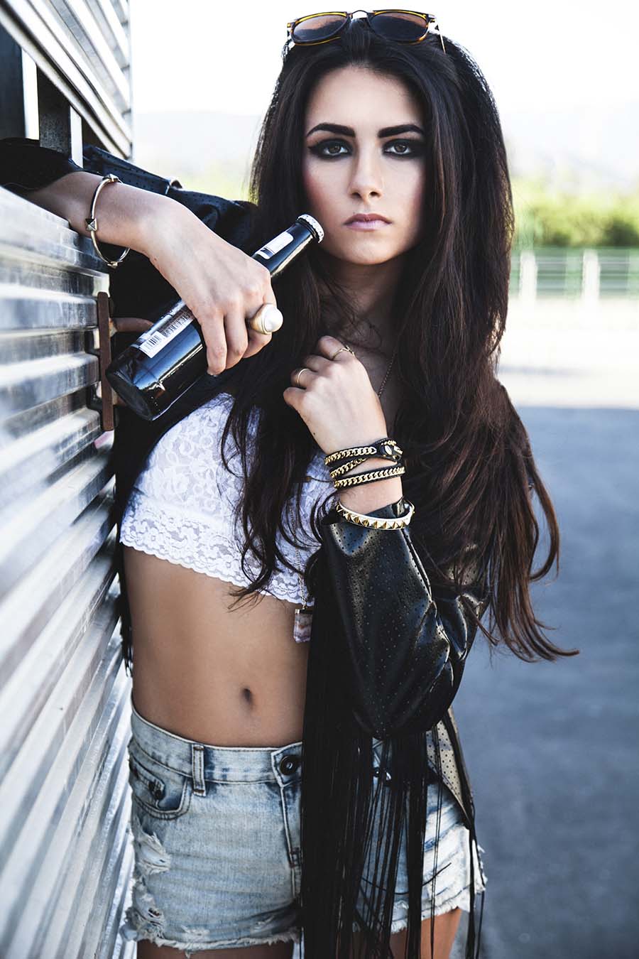 Sassy girls’s look of the day — catch her live in Bern